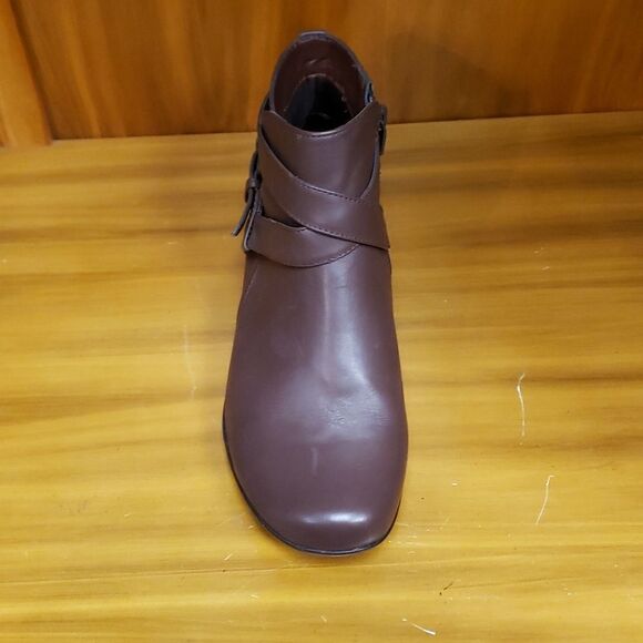 Naturalizer boots   - Picture 4 of 5